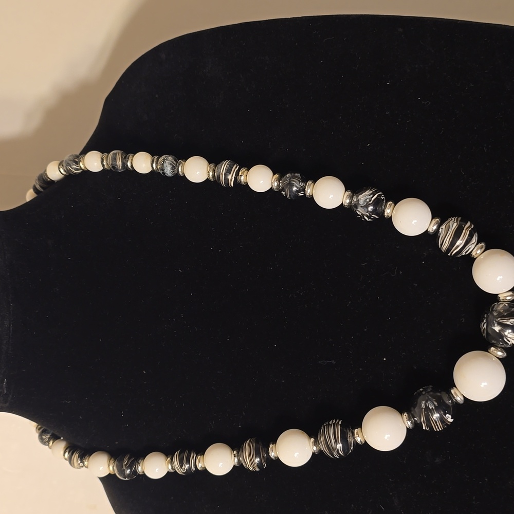 Chic Monochrome Beaded Necklace